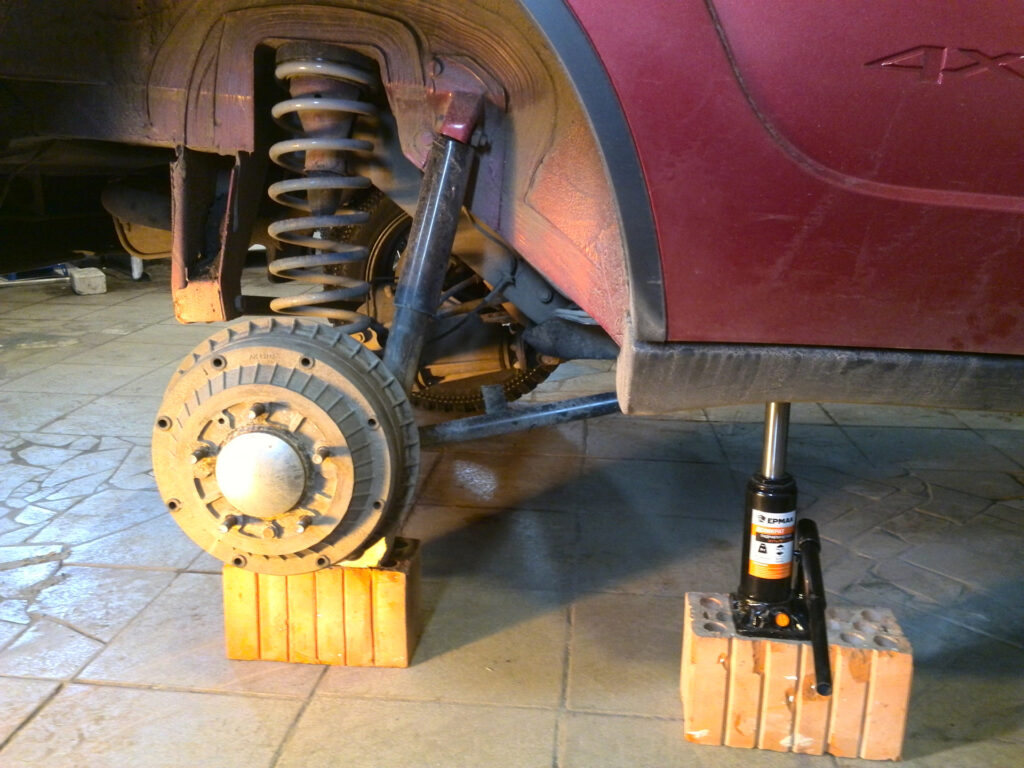 Фото 51 — Замена амортизаторов на Jetta 7