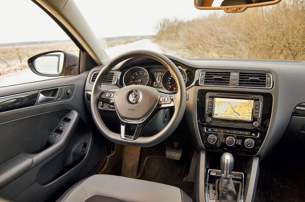 Фото 55 — Jetta Sportwagen: вместительность и управляемость